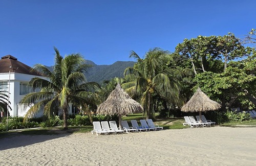 Corozal Villa | Palma Real La Ceiba Beach House