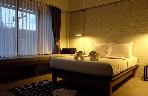 Nuea Khlong Hotel | Palmari Boutique Hotel