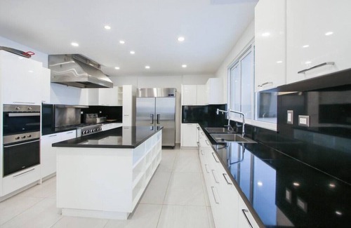 Punta Cana Villa | Palmas 78: Lux golf villa, full staff, lap-pool, Jacuzzi & 2 golf carts