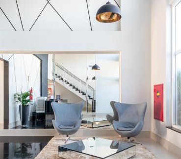 Plano Diretor Sul Apartment | PALMAS EXPERIENCE - FLAT PÔR DO SOL, no centro, vista lago!