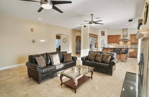 Palmdale Villa | Palmdale California