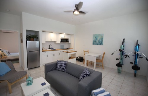 Cockburn Town Apartment | Palmeira - Coral Suite - Quiet Retreat - Bicycles Included