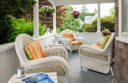 Falmouth Bed & Breakfast | Palmer House Inn