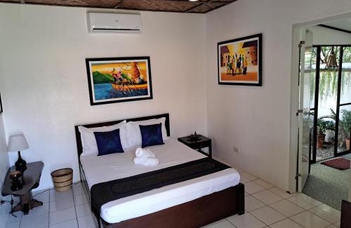 Basdiot House | Palmera Palma Private 1-BR Bungalow #3