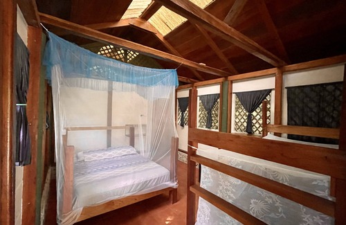 Puerto Barrios Cabin | Palmeras del Río Hotel
