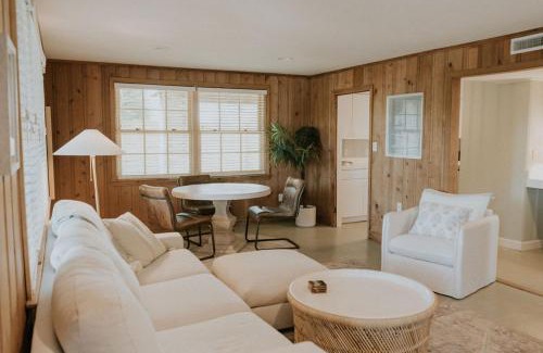 Wrightsville Beach Apartment | Palmetto Cottage