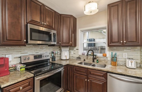 Palmetto Cottage | Palmetto Historic Beach Cottage