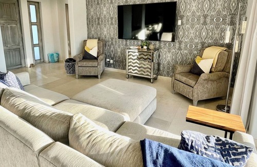 Santa Rosa House | Palmilla Platinum Member Access, Pickleball, Gym, Spa, Tennis, Golf Cart!
