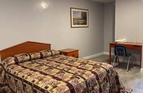 Longfellow Hotel | Palms Motel
