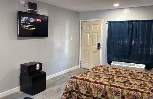 Longfellow Hotel | Palms Motel