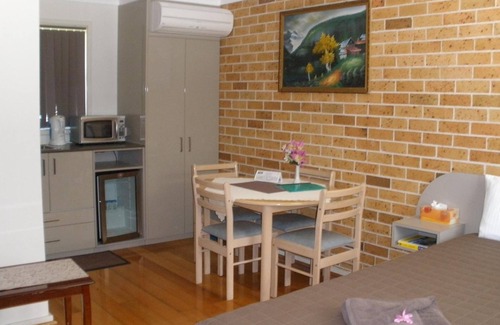 Coopernook Hotel | Palms Oasis Motel