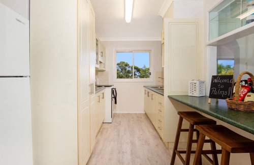 Culburra Beach House | Palms - Pet Friendly - 2 Mins to Beach