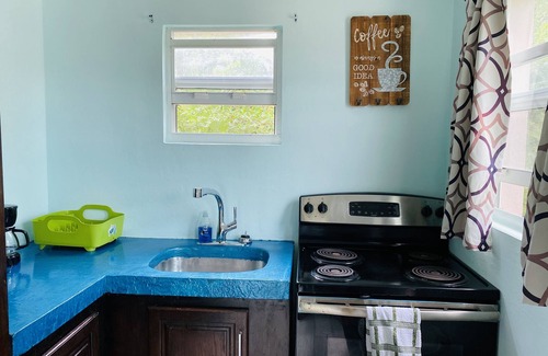 Leeward Settlement Cottage | Palmwell Cottage