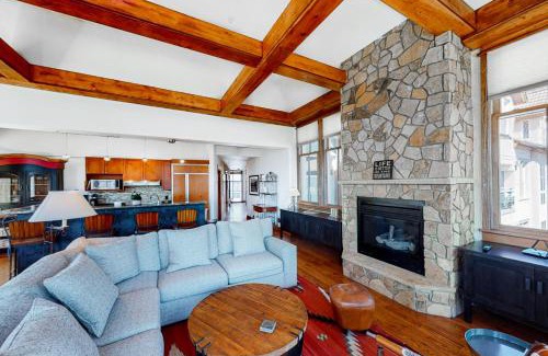 Mountain Village Apartment | Palmyra 4A - Panoramic Peaks Lodge