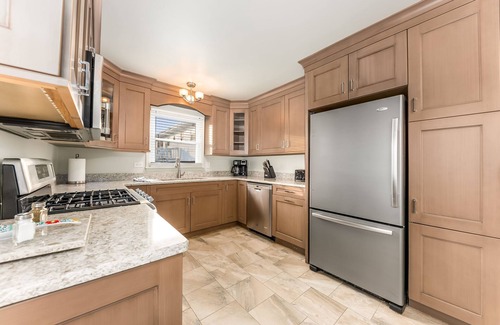 Palos Hills House | Palos Hills Rental - Sun Valley Dr