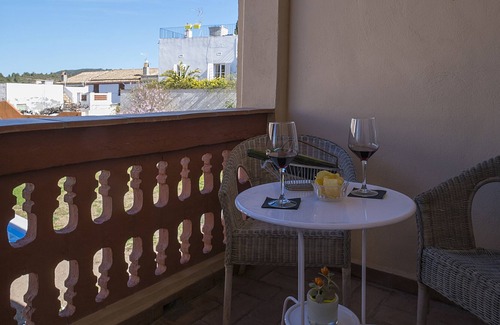 Sant Pere de Ribes Hotel | Palou Boutique Hotel