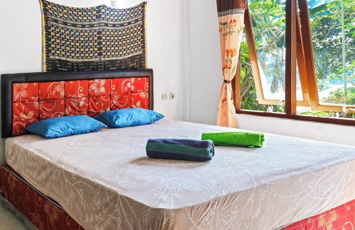 Labuan Bajo House | Palulu Garden Homestay