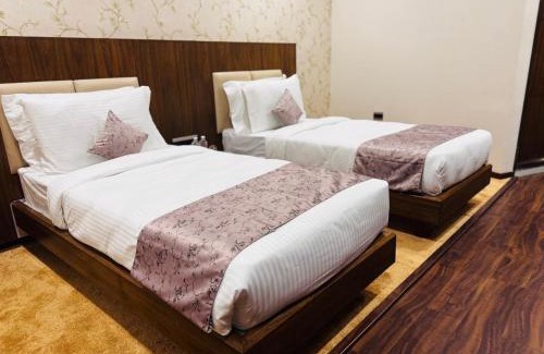 Sayajiganj Hotel | Pam Premium Hotel Vadodara