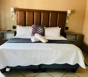 Marloth Park Cabin | Pan African Lodge & Safari