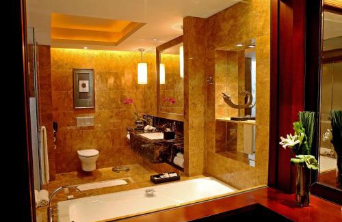 Suzhou Old Town Hotel | Pan Pacific Suzhou -Including unlimited access to the 4A-level Panmen Scenic Area