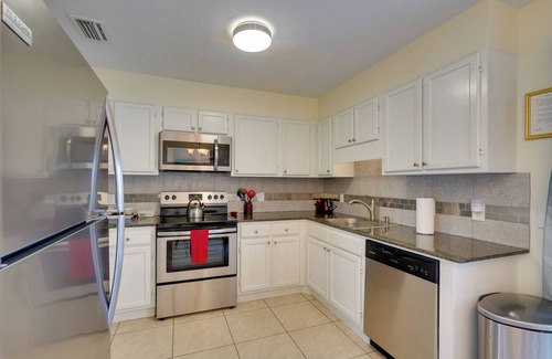 Parker House | Panama City Townhome w/Balcony, Water Views!