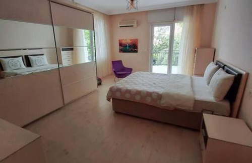 Tosmur Belediyesi Apartment | Panaroma Garden 2+1 Castle view