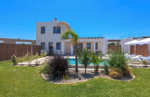 Theologos House | Panaxia Villas -kohilee