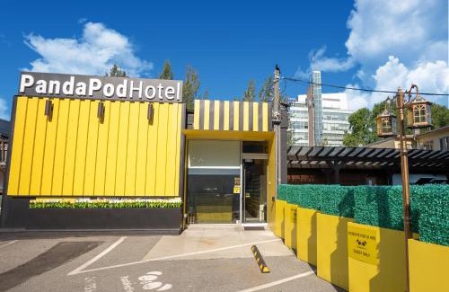 Richmond City Centre Hotel | Panda Pod Hotel