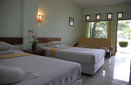 Parapat Hotel | Pandu Lakeside Hotel Parapat - Toba Lake