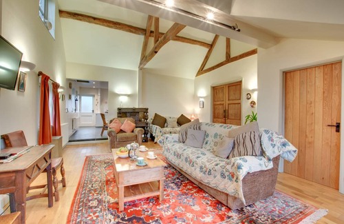 Kingswood House | Pandy Barn