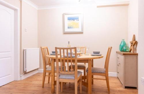 Aberkenfig House | Pandy Road by Tŷ SA