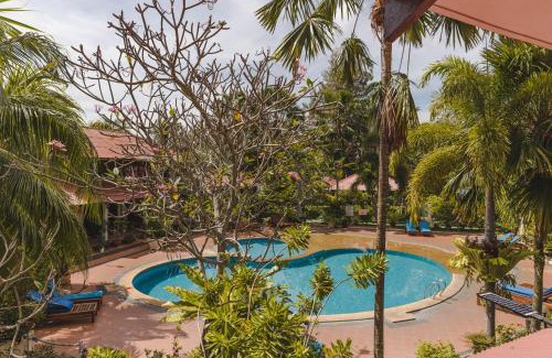 Pangkor Island Resort | Pangkor Sandy Beach Resort