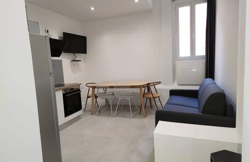 Le Camas Apartment | Panier de Papet | App. in the heart of Cours Julien