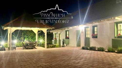 Pannonhalma Apartment | Pannonhalma Várlak Vendégház