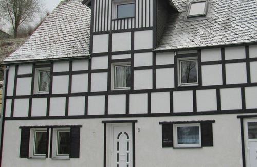 Oberkirchen Apartment | Panoramic Stay, Schmallenberg
