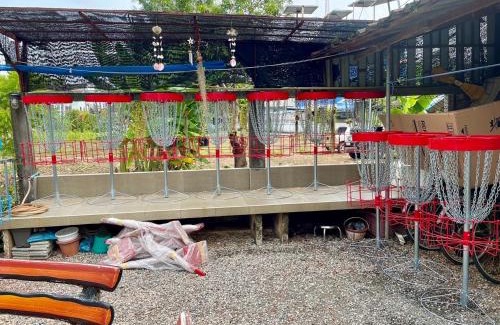 Bang Phra Bed & Breakfast | Pano Solar Guest House (พาโน โซล่า เกสเฮ้าส์ )