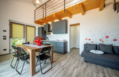 Montemezzo Apartment | Panorama Holiday Apartment Nero
