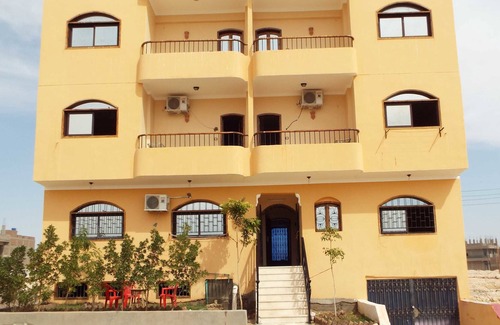 Luxor Apartment | Panorama House