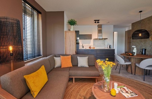 Thorn Apartment | Panorama Lake View Apartment 4p