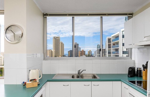 Surfers Paradise Apartment | Panorama - Overlooking the Nerang River and Surfers Paradise