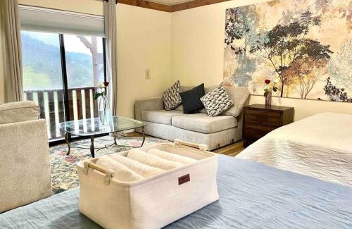 Temecula Villa | Panorama Paradiso by CasadeLuz, 5Acre 360 Retreat close to Old Town Temecula Wine Country