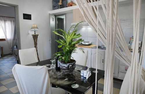 Mirties Hotel | Panorama Studios & Apartments