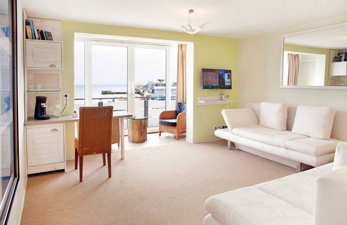 Helgoland House | Panorama Suite Lakefront - Hotel Rickmers Insulaner