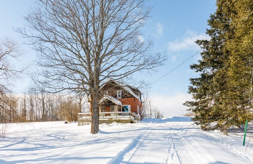 Grey Highlands House | Panorama View Farm - 50 Acres with Organic Gardens