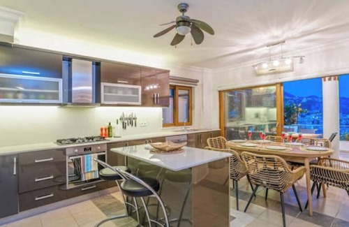 Gresham Villa | Panorama Villa in Kalkan 5 beds. 4 Bedroomsn