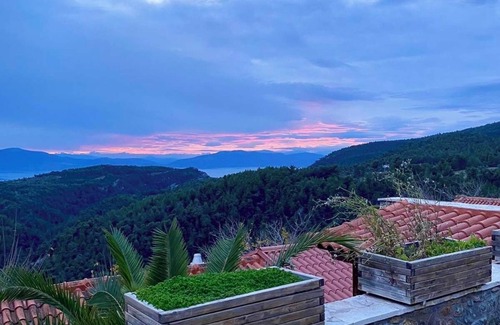 Dirfys-Messapia Cottage | Panorama Village House