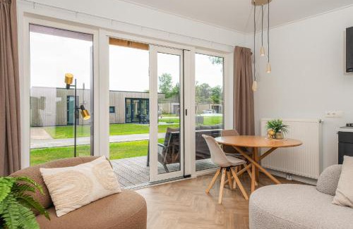 Municipality of Rijssen-Holten Resort | Panorama Wellness Lodge jacuzzi sauna and sunshower 2 persons copy