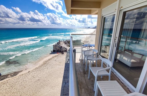 Punta Cancun Apartment | Panoramic Beachfront Studio w/Breathtaking Ocean Views & Top Location