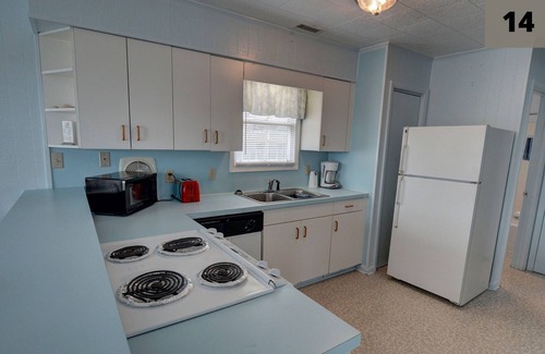 Buxton Cottage | Panoramic Cape Hatteras Views - One Bedroom Cottage