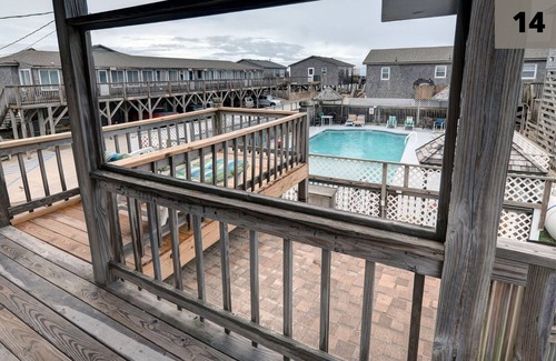 Buxton Cottage | Panoramic Cape Hatteras Views - One Bedroom Cottage
